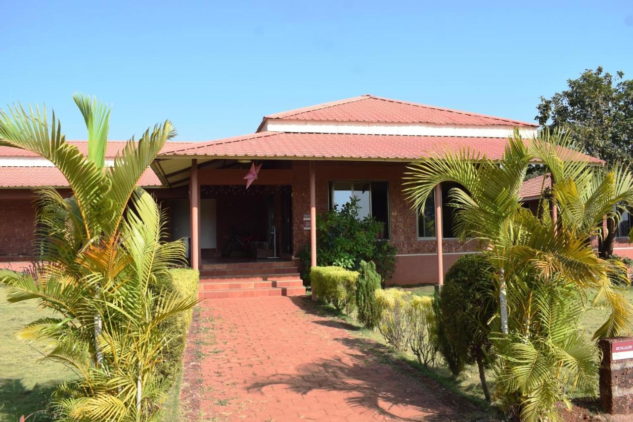 Regenta Resort Mango Village Guhagar Kudan Ngoại thất bức ảnh